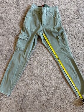 Spanx green stretch twill ankle pant